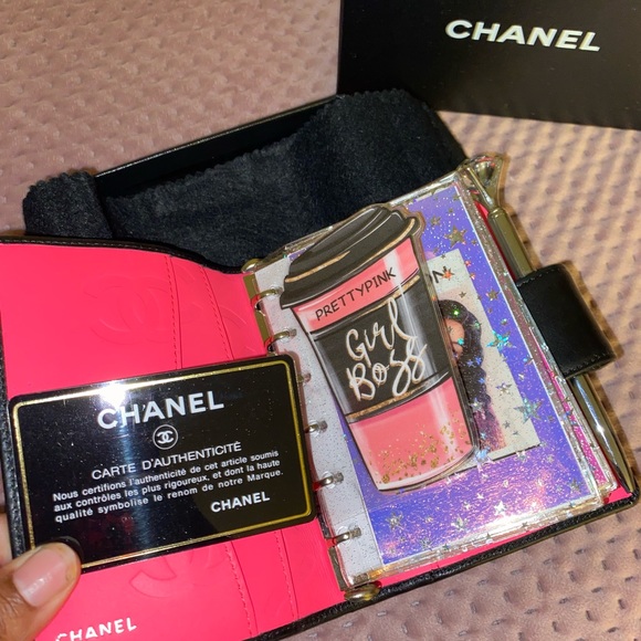 💗Gorgeous Authentic Chanel pocket size agenda💗 - Picture 10 of 10